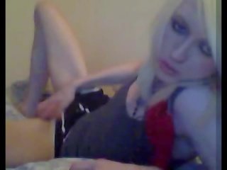 Extra thin and pucet emo tgadis jerks her limp manhood on cam