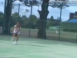 Asiatic tenis tribunal public sex