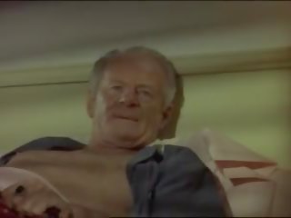 Uschi digard v češnja harry & raquel 1970: brezplačno seks video 87