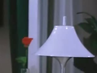 Esas chicas opálení pu 1982, volný osobnost špinavý film 64
