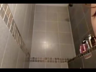 סקסי שחרחורת מקלחת שערה brushing ו - חַשׂפָנוּת ארוך