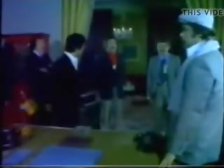Askin kanunu 1979: gratis embraces skitten video film 6d