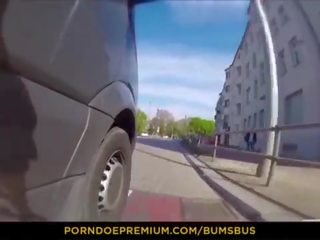 Bums autobus - sauvage publique xxx agrafe avec desiring européen bombasse lilli vanilli