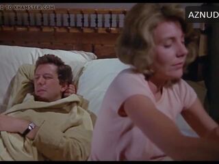 1977 posnetek floral saten panty scene, brezplačno seks film 1f