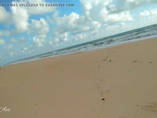 Bere fare pipì ultimo giorno a il pubblico spiaggia in brasile -aprilbigass-