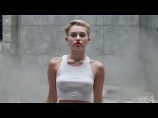 Miley cyrus 裸 在 她的 新 音樂 電影