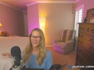 Milf Camgirl Jess Ryan Gives An Honest peter Rating jessryan&period;manyvids&period;com