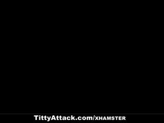 Tittyattack - দুধাল মহিলা ল্যাটিনা হার্ডকোর দ্বারা ঐ পুল: বিনামূল্যে বয়স্ক ক্লিপ 92