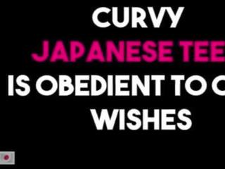 Enchantant courbée japonais ado est prêt à obey vous